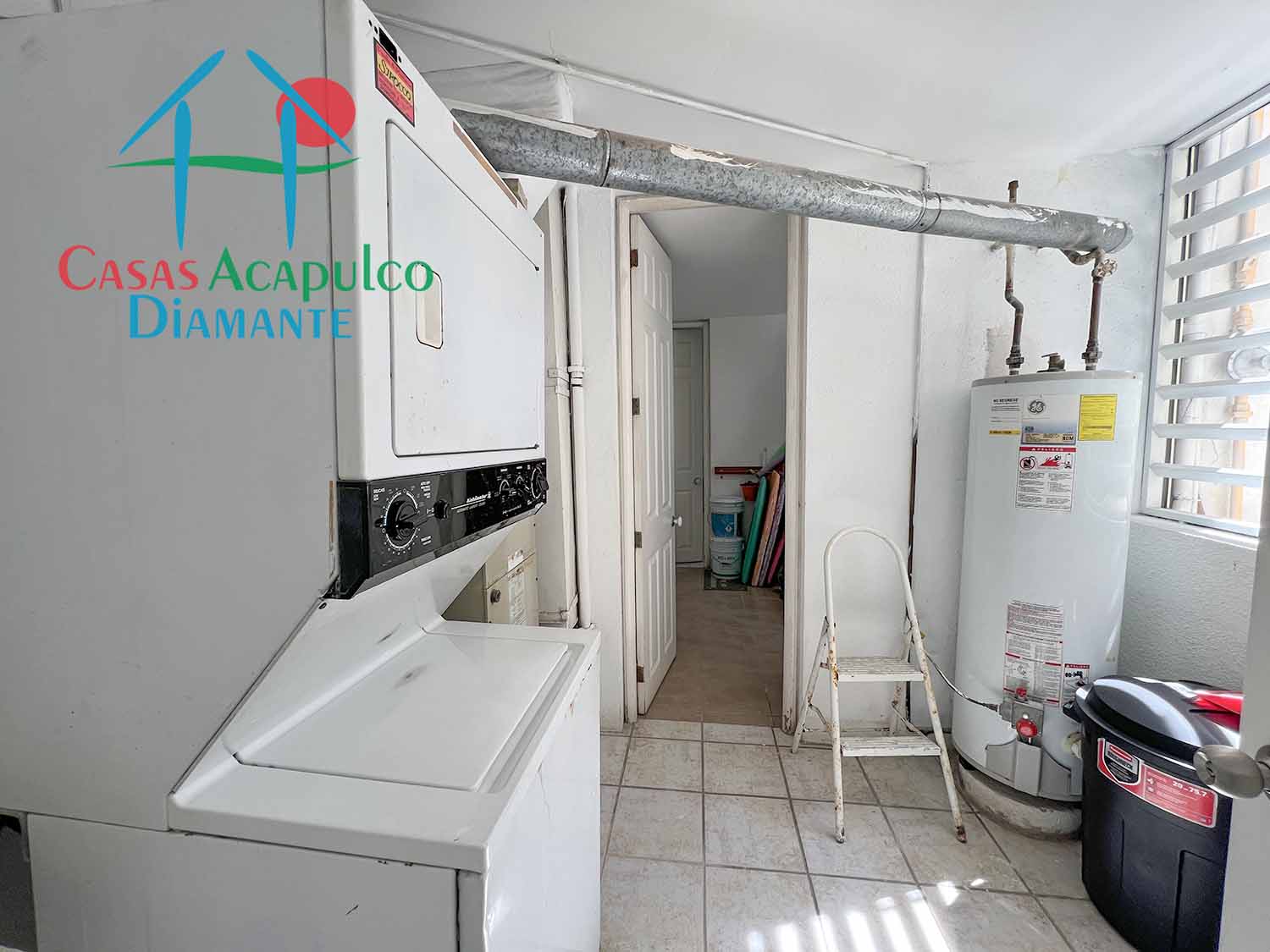 Brisas Diamante T6 183 - Lavandería 1